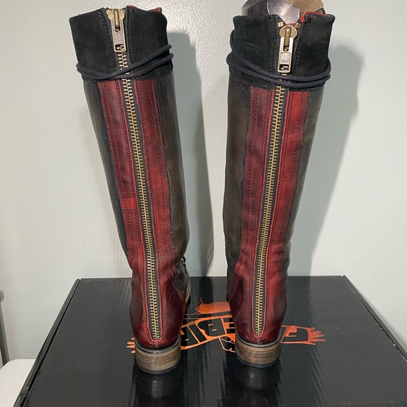 **SOLD**Freebird Raphael - Picture 4 of 7